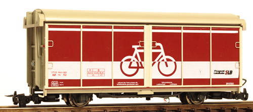 Ferro Train 812-702 - Austrian SLB Hs 702 bicycle transporter, red-white, 